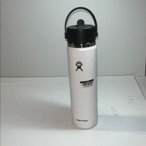 Hydro Flask Wide Mouth Flex Straw Bottle 24 oz in